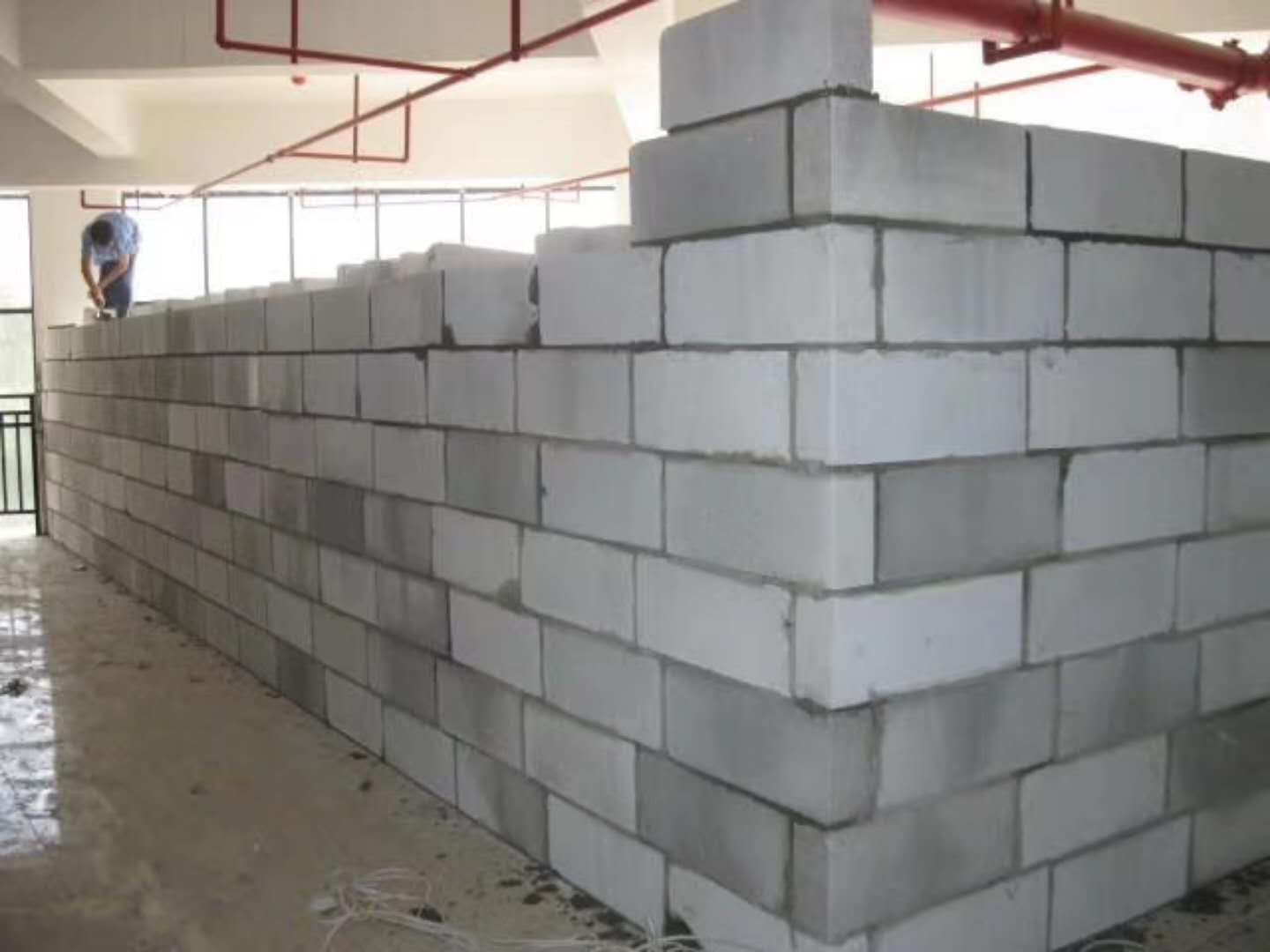 西岗蒸压加气混凝土砌块承重墙静力和抗震性能的研究